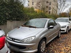 Silber Gebraucht 2005 Peugeot 206 CC Platinum Cabrio | 500 € (Superpreis)