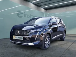 Schwarz Gebraucht 2023 Peugeot 5008 Allure Van / Kleinbus | 29.380 € (Fairer Preis)