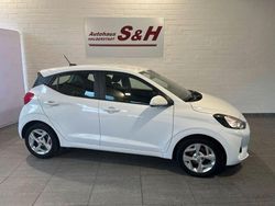 Weiß Gebraucht 2022 Hyundai i10 Trend Kleinwagen | 12.450 € (Fairer Preis)