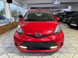 Rot Gebraucht 2013 Toyota Aygo Cool Kleinwagen | 7.400 € (Etwas zu teuer)
