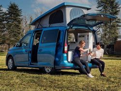 Candyweiss Gebraucht 2021 VW Caddy Maxi California Van / Kleinbus | 23.800 € (Fairer Preis)