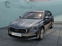 Grau Gebraucht 2024 Skoda Octavia Exclusive Kombi | 35.090 € (Fairer Preis)