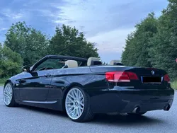 Schwarz Gebraucht 2008 BMW 330 Cabriolet Performance Cabrio | 12.499 € (Fairer Preis)