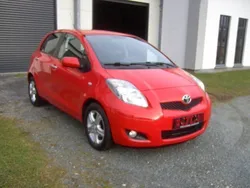 Super red 5 Gebraucht 2011 Toyota Yaris Edition Kleinwagen | 9.850 € (Teuer)