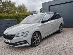 Grau Gebraucht 2020 Skoda Superb SportLine Kombi | 23.400 € (Guter Preis)