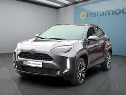 Grau Neu 2025 Toyota Yaris Cross SUV | 34.949 €