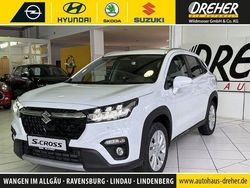 Cool white pearl metallic Neu 2026 Suzuki SX4 S-Cross Comfort Limousine | 30.980 € (Etwas zu teuer)