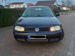 Blau Gebraucht 2000 VW Golf IV Edition Limousine | 1.590 € (Fairer Preis)