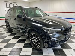 Saphirschwarz metallic Gebraucht 2019 BMW X5 Shadowline SUV | 47.000 € (Fairer Preis)