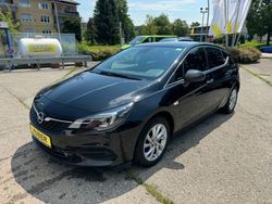 Schwarz Gebraucht 2021 Opel Astra Elegance Kleinwagen | 16.800 € (Teuer)