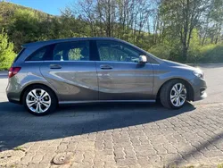 Mercedes B220