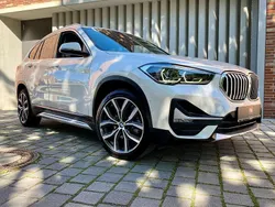 Mineralweiss metallic Gebraucht 2020 BMW X1 xLine SUV | 23.650 € (Fairer Preis)