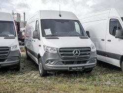 Arktikweiß Gebraucht 2023 Mercedes Sprinter Van | 33.189 € (Superpreis)