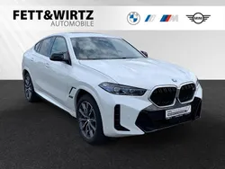 Mineralweiss metallic Gebraucht 2024 BMW X6 M Sport SUV | 93.488 € (Guter Preis)