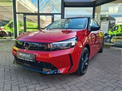 Rot Gebraucht 2024 Opel Corsa Limousine | 17.950 € (Fairer Preis)