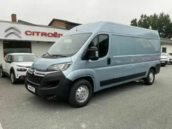 Blau (metallic) Gebraucht 2021 Citroën Jumper Van / Kleinbus | 33.999 €