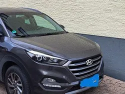 Braun Gebraucht 2017 Hyundai Tucson SUV | 15.999 € (Etwas zu teuer)