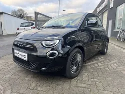 Schwarz Gebraucht 2022 Fiat 500e Icon Kleinwagen | 16.995 € (Guter Preis)