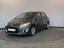 Grau Gebraucht 2013 Peugeot 308 Active Limousine | 5.990 € (Superpreis)