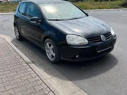 Schwarz Gebraucht 2006 VW Golf V Kleinwagen | 1.000 € (Superpreis)