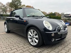 Schwarz Gebraucht 2006 Mini Cooper Cabriolet Cabrio | 4.200 € (Fairer Preis)