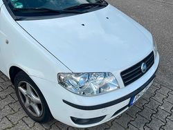 Weiß Gebraucht 2006 Fiat Punto Kleinwagen | 599 € (Guter Preis)