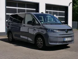Grau Gebraucht 2024 VW T7 Life Van | 49.950 € (Superpreis)