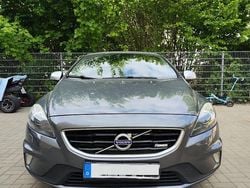 Grau Gebraucht 2013 Volvo V40 R-Design Kombi | 8.400 € (Guter Preis)