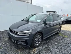 Grau Neu 2025 VW Touran R-line Van / Kleinbus | 42.190 € (Etwas zu teuer)