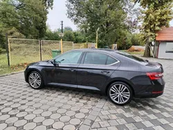 Schwarz Gebraucht 2016 Skoda Superb Limousine | 15.699 € (Teuer)