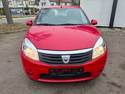Rot Gebraucht 2011 Dacia Sandero Lauréate Kleinwagen | 1.690 € (Guter Preis)