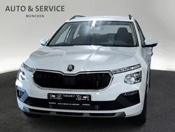 Weiß Gebraucht 2025 Skoda Kamiq Selection SUV | 27.950 € (Teuer)