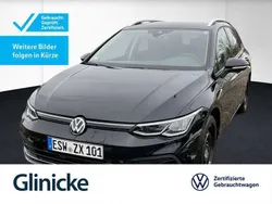 Schwarz Gebraucht 2023 VW Golf VIII Move Kombi | 26.420 € (Fairer Preis)