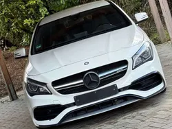 Weiß Gebraucht 2016 Mercedes CLA45 AMG AMG Coupé | 20.900 € (Superpreis)