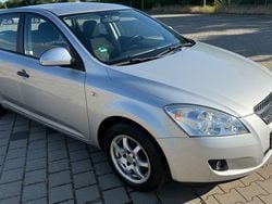 Silber Gebraucht 2007 Kia Ceed Limousine | 2.990 € (Teuer)