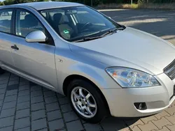 Silber Gebraucht 2007 Kia Ceed Limousine | 2.990 € (Teuer)