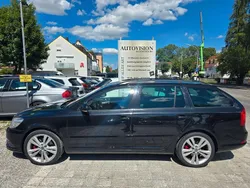 Schwarz Gebraucht 2010 Skoda Octavia RS Kombi | 7.850 € (Fairer Preis)