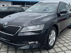 Schwarz Gebraucht 2018 Skoda Superb Ambition Kombi | 15.500 € (Fairer Preis)