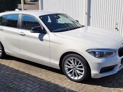 Weiß Gebraucht 2016 BMW 120 Sport Line Kleinwagen | 13.600 € (Fairer Preis)