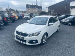 Weiß Gebraucht 2021 Peugeot 308 Active Kombi | 12.590 € (Superpreis)