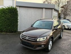 Braun Gebraucht 2012 VW Tiguan Sportline SUV | 9.295 € (Guter Preis)