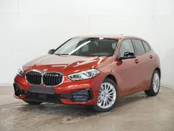 Orange Gebraucht 2024 BMW 118 Sport Line Kleinwagen | 24.440 € (Fairer Preis)
