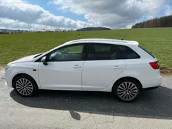 Weiß Gebraucht 2016 Seat Ibiza CONNECT Kleinwagen | 6.799 € (Guter Preis)