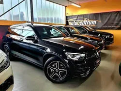 Schwarz Gebraucht 2020 Mercedes GLC300e AMG Limousine | 44.990 € (Fairer Preis)