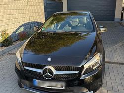 Schwarz Gebraucht 2016 Mercedes A160 Limousine | 14.500 € (Teuer)