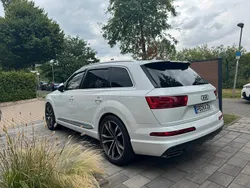 Weiß Gebraucht 2015 Audi Q7 S-line plus SUV | 33.300 € (Teuer)