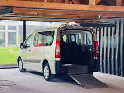 Gold Gebraucht 2009 Citroën Jumpy Van / Kleinbus | 16.900 €