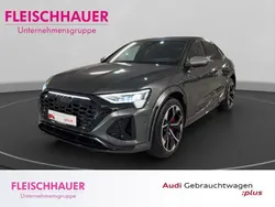 Grau Gebraucht 2024 Audi SQ8 e-tron Sport SUV | 79.990 € (Fairer Preis)