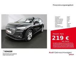 Mythosschwarz metallic Gebraucht 2023 Audi Q4 Sportback e-tron Ambiente SUV | 35.180 € (Superpreis)