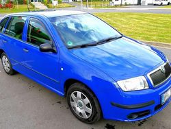 Blau Gebraucht 2006 Skoda Fabia Ambiente Kleinwagen | 2.200 €